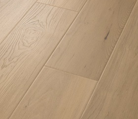 Douglas Maple Swatch Thumbnail